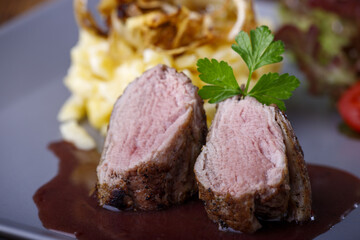 Schweinefilet mit schwäbischer Pasta