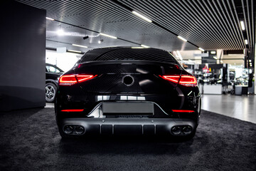 Obraz premium car on the road