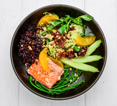 Warm Salad With Salmon, Wild Rice And Asparagus