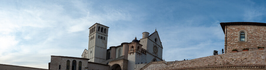 Fototapeta na wymiar panorama street town of Assisi basilica of san francesco