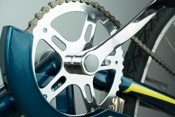 Obraz premium close-up of Bicycle parts, wheel, chain, Bicycle pedals, repair concept, Bicycle travel