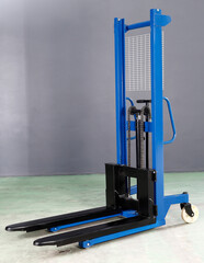 stacker forklift