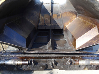 道路のアスファルト専用車両