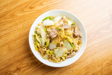Chinese northeastern cabbage stewed vermicelli