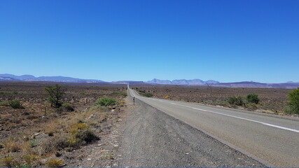 road to the mountains