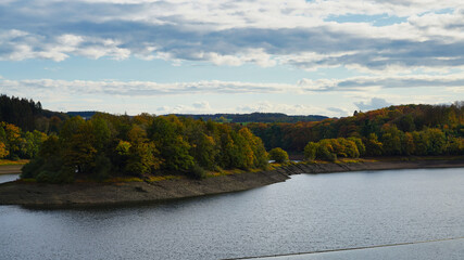 Herbstwald Ennepetalsperre