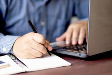 Fototapeta premium businessman working on laptop