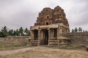 Naklejka premium abandoned Achaturaya temple in Hampi