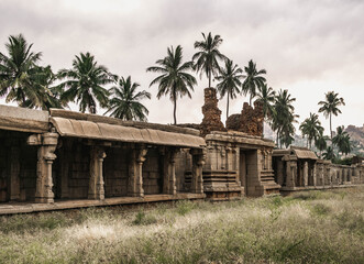 Fototapeta premium Vijayanagara ruins of the former capital of the Vijayanagar Empire in the village of Hampi in the northern Indian state of Karnataka