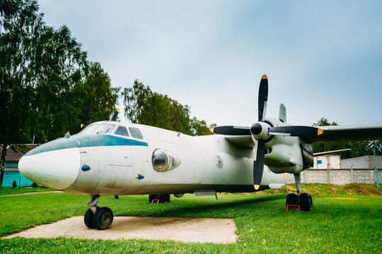 Russian Freighter Aircraft Plane AN-26