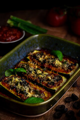 Courgette snacks with tomato sauce