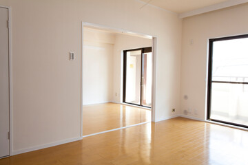 リビングルームと洋室