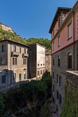 Fototapeta na wymiar Altstadt von Bagnone in den Bergen der Toskana in Italien 