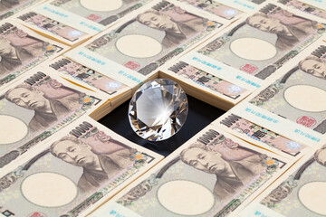 ダイヤと札束