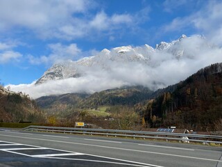 road to the mountains