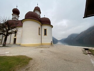 church of the holy trinity