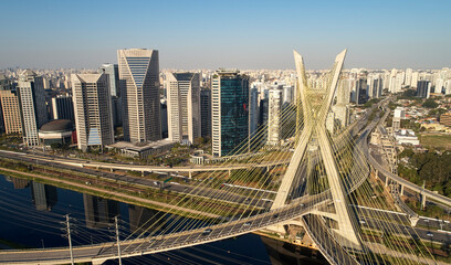Fototapeta premium Cable-stayed bridge or Estaiada bridge (Ponte Estaiada), over the Pinheiros river and Marginal Pinheiros, at Sao Paulo city. Brazil.