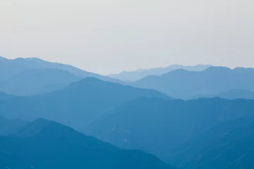Abwaschbare Fototapete 玉置神社から見た山々の風景 © Paylessimages