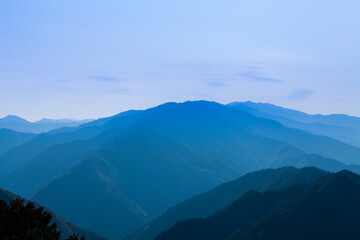 玉置神社から見た山々の風景