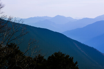 玉置神社から見た山々の風景 © Paylessimages