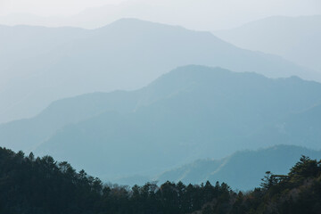 玉置神社から見た山々の風景 © Paylessimages