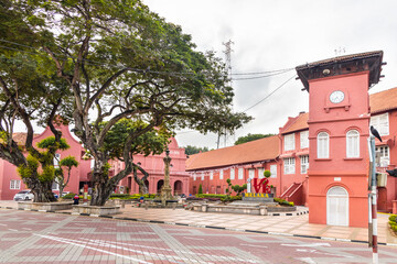 Naklejka premium Ancient Dutch colonial buildings Christ church and Stadthuys red buildings are iconic Malacca tourism attractions. No people.