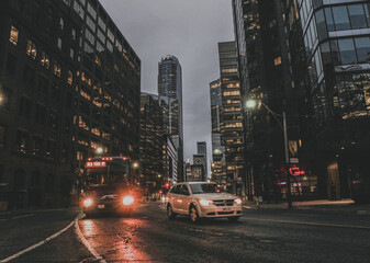 Obraz premium Toronto nigth city traffic