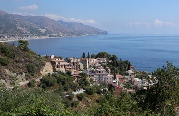 Taormina - Scorcio di Mazzarò dal sentiero