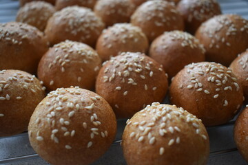 Mini burger with sesame seeds