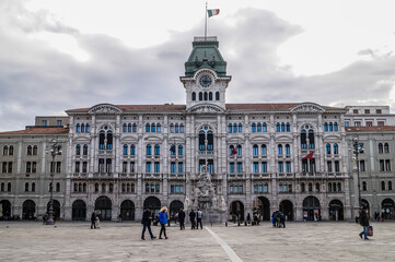 Fototapeta premium Piazza Unità d'Italia headed by the city's municipal building
