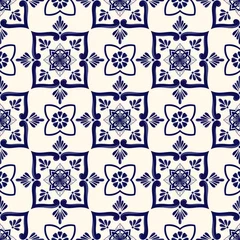 Stof per meter Talavera tegel patroon vector naadloos met blauwe en witte keramische bloemmotieven. Portugese azulejos, Mexicaans, Spaans, Italiaans majolica ornament. Vintage textuur voor behang of keukenvloer. © irinelle