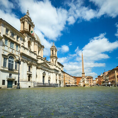 Fototapeta na wymiar Piazza Navona in Rome with no people 