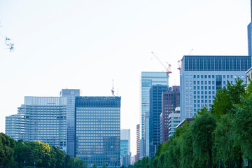 日比谷通りから見た丸の内方面