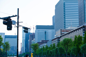 日比谷通りから見た丸の内方面