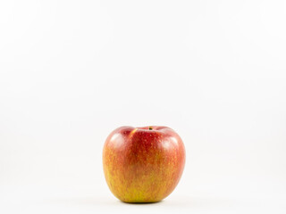 日本の赤いリンゴ