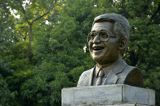 Ninoy Aquino parks and wildlife face bust in Quezon City, Philippines