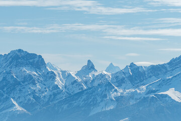 Fototapeta na wymiar peak of Petit Muveran in Chablais Valaisan
