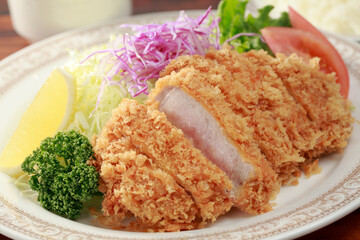 トンカツ