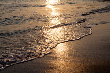 夕暮れの布良浜