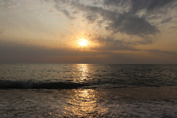 Obraz premium sunset over the sea