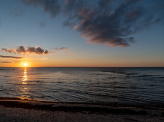 Obraz premium sunset over the sea