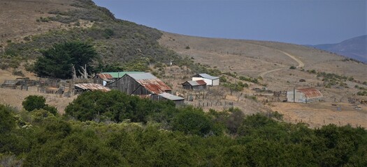 Fototapeta na wymiar view of a homestead in the mountains