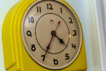 Fototapeta na wymiar Old Dirty Antique Clock