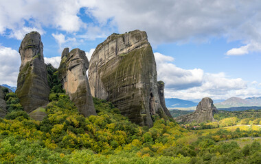 Fototapeta na wymiar The Meteora a stunning rock formation in central Greece hosting one of the largest and most precipitously built complexes of Eastern Orthodox monasteries, Kalabaka, Plain of Thessaly