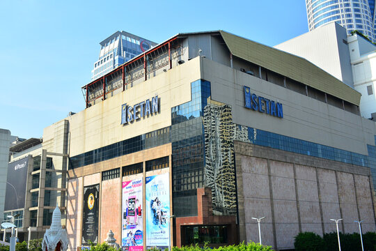 Isetan Mall Facade In Bangkok, Thailand