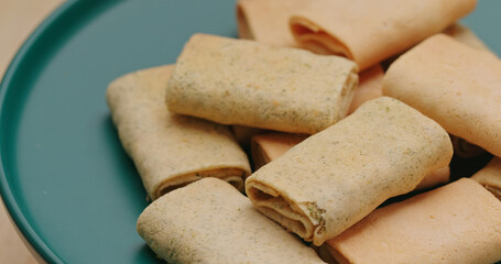 Phoenix Roll, hong kong local snack food , egg roll