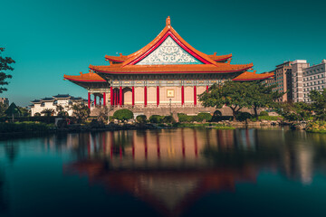 Chiang Kai Shek Memorial Hall and pond at dawn  , Taipei, Taiwan - obrazy, fototapety, plakaty