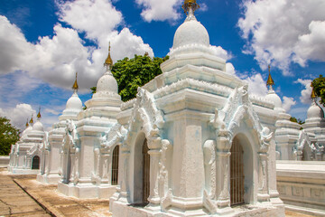 Fototapeta na wymiar Kuthodaw pagoda in Mandalay Myanmar earlier Burma