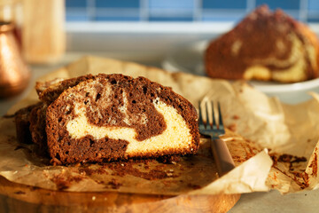  Sliced marble cake, homemade striped cake