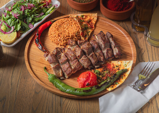 Lammrippe, Lammrippchen, Kuzu Kaburga T&uuml;rkische Grillteller